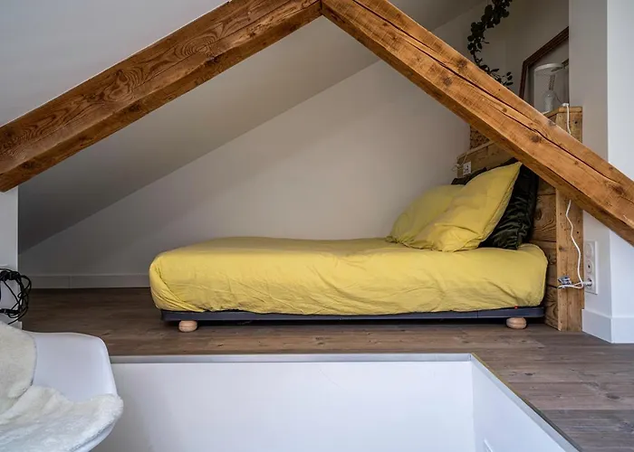 Le Boheme - Rent4night